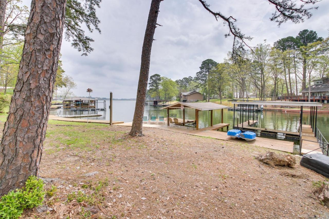 Cozy Lake Cabin With Dock In Hot Springs Natl Park Villa Lake Hamilton Bagian luar foto