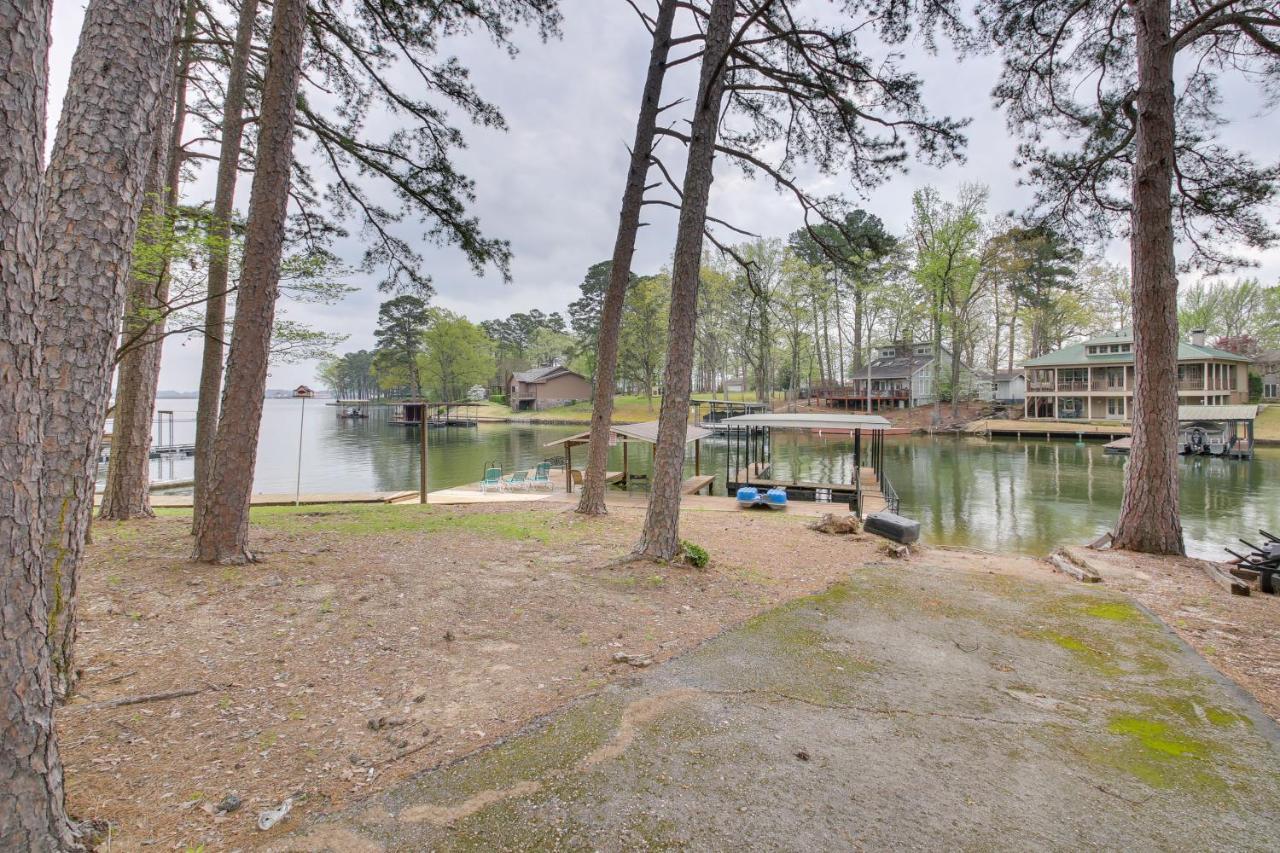 Cozy Lake Cabin With Dock In Hot Springs Natl Park Villa Lake Hamilton Bagian luar foto